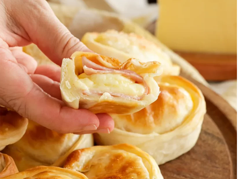 Empanadas Jamon y Muzzarella (6 unidades)