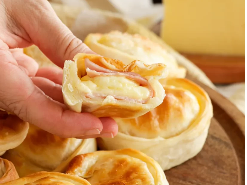 Empanadas Jamon y Muzzarella (6 unidades) de NOMAN