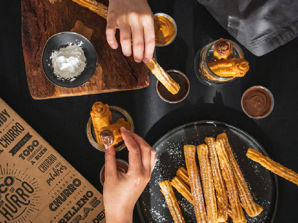 30 Churros Españoles + 3 Salsas