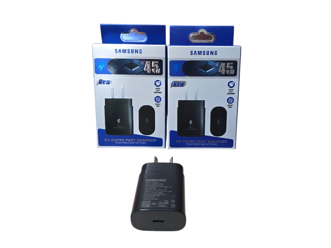 BASE DE CARGA 45W AZUL AAA