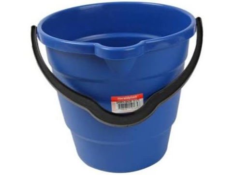 BALDE DE 10 LITROS PLÁSTICO PREMIUM