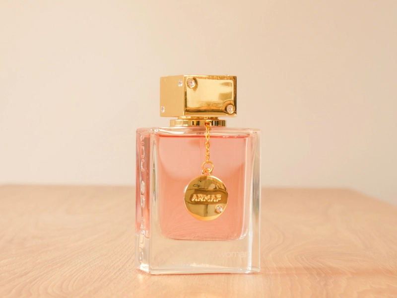 perfume club de nuit woman