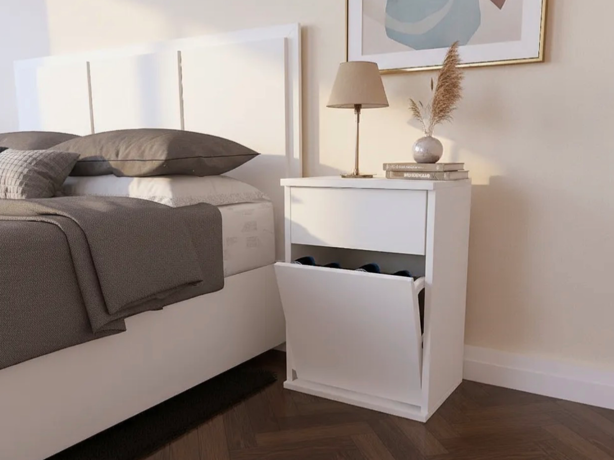 MESA DE LUZ CON BOTINERO