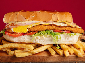 Sándwich de mila Pollo de CHEBU - Armada Argentina