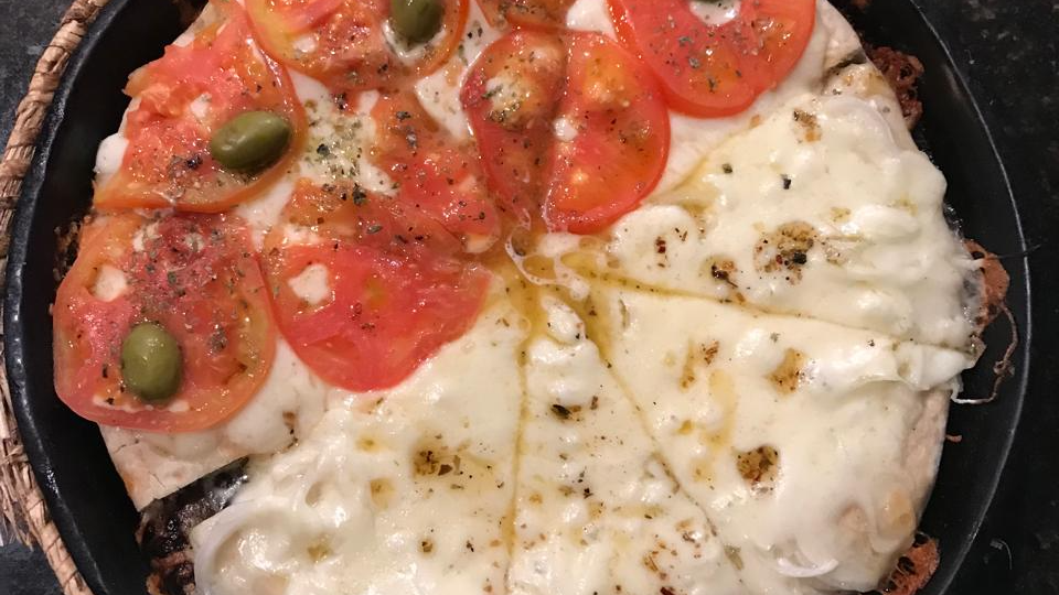 Media Pizza (4 porciones)