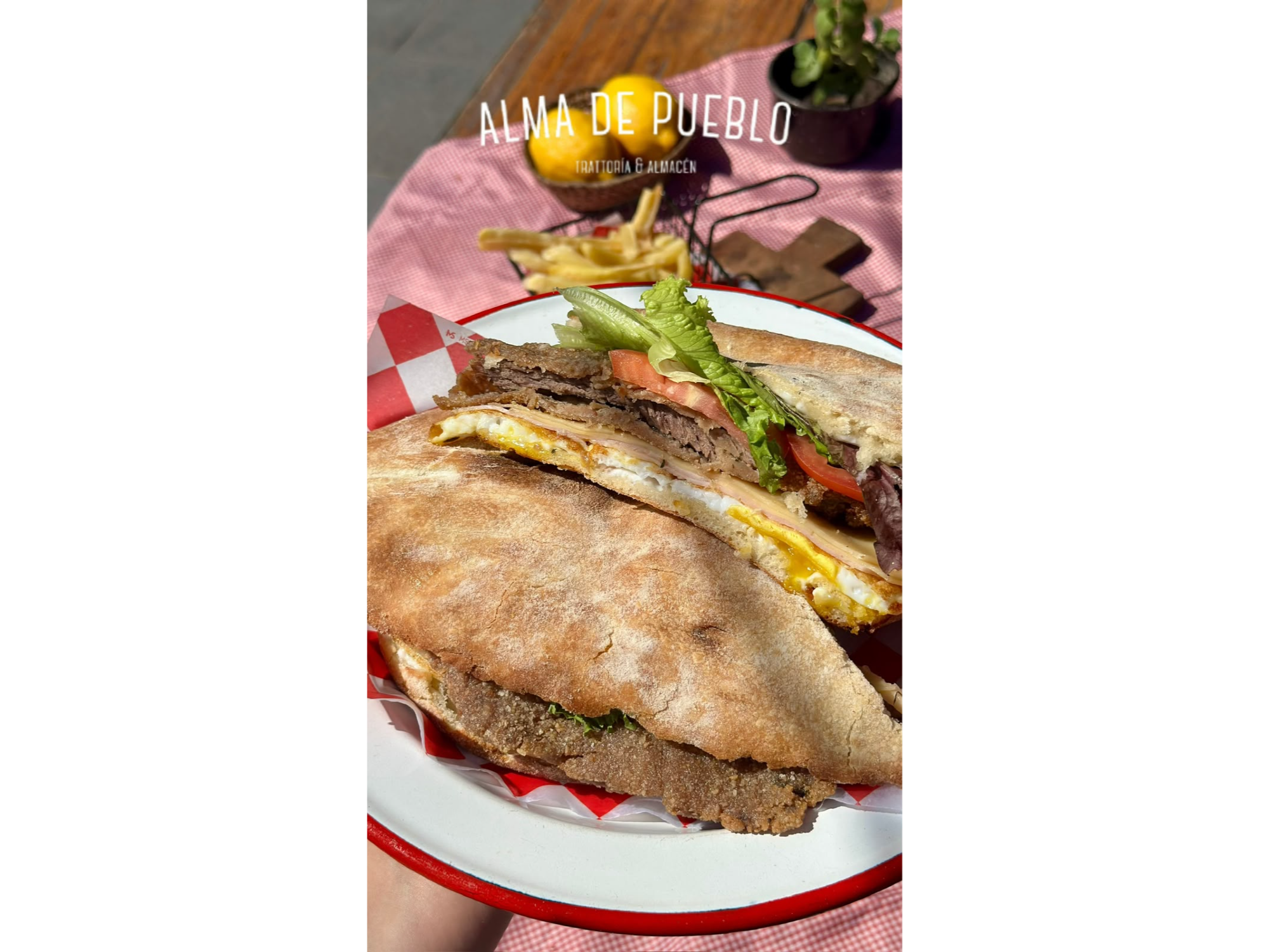 panino con la cotoletta (Sandwich de milanesa)