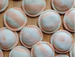 500gr Sorrentinos de calabaza, praliné de cajú y centro de queso