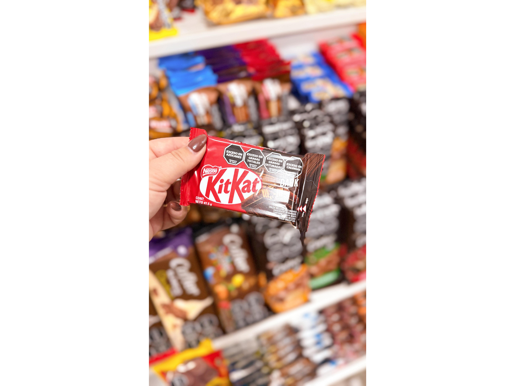 Kit kat dark
