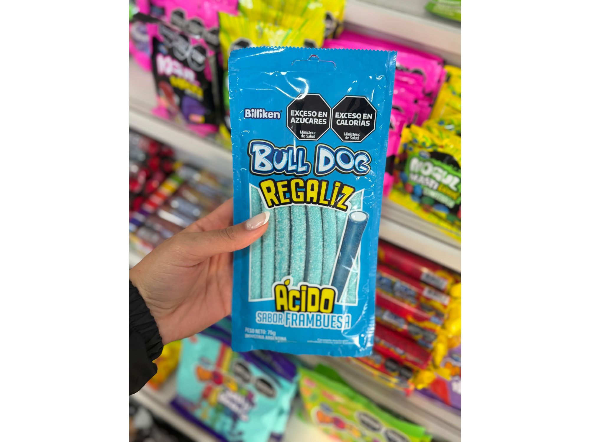 Regaliz Bull Dog frambuesa