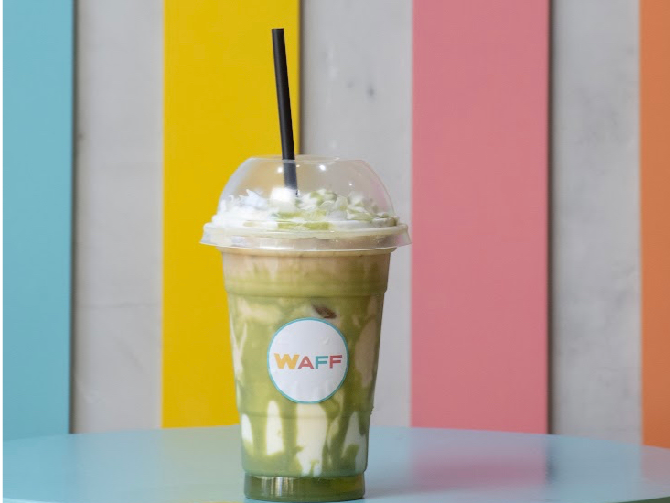Iced Latte Pistacho