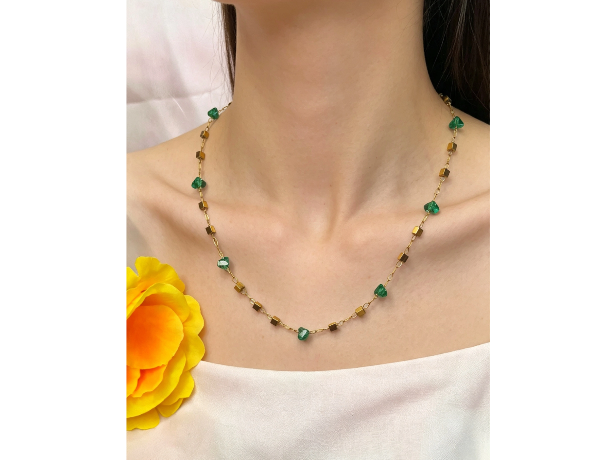 Collar Green Shinee