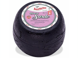 sardo negro estacionado