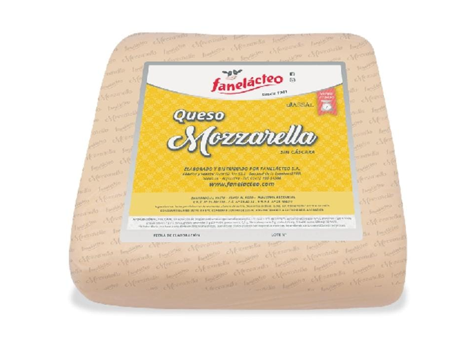 mozzarella hilada en plancha
