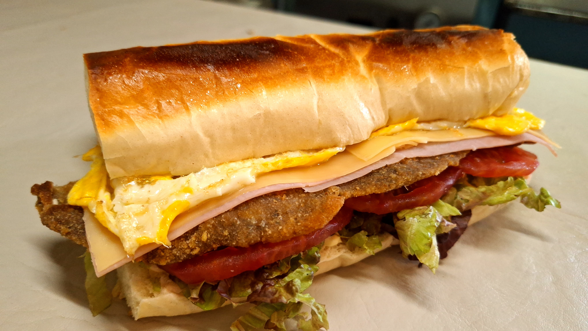 SÁNDWICH MILA Y CHORY