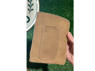 PORTA YERBA DE CUERO + PORTA BOMBILLA