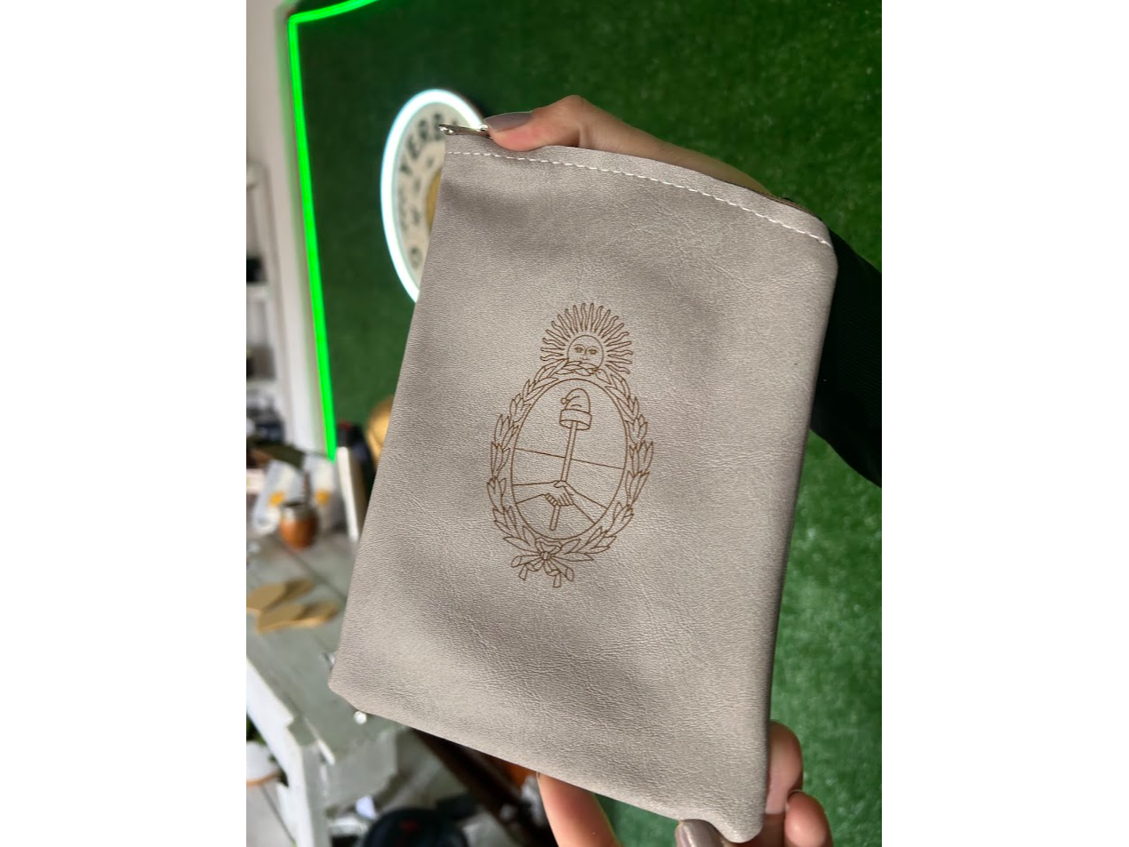 PORTA YERBA GRABADO