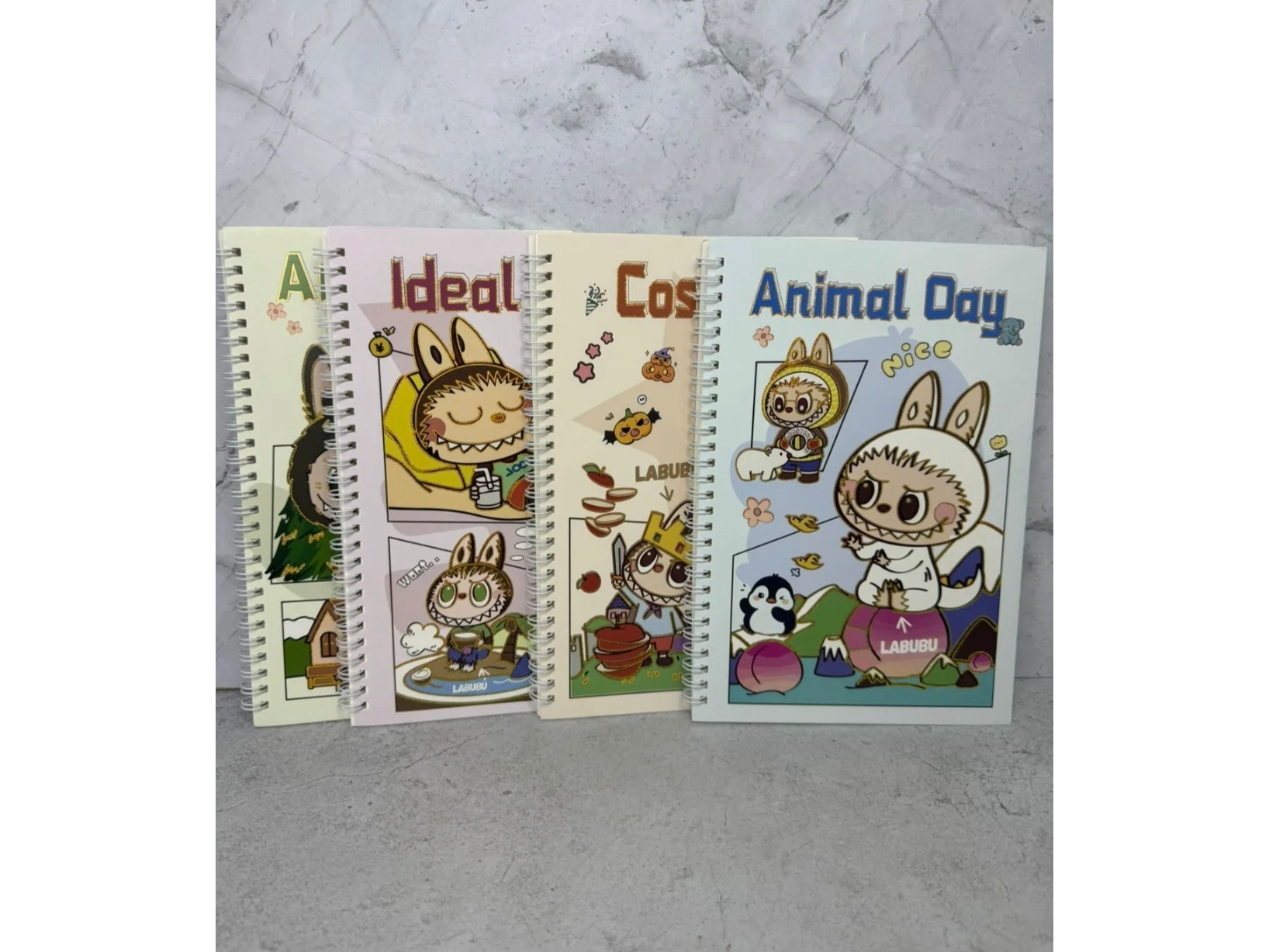 Cuaderno personajes