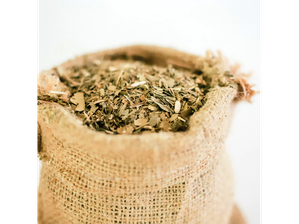 Yerba Canchada de la casa de Almacén Regional Los Naranjos