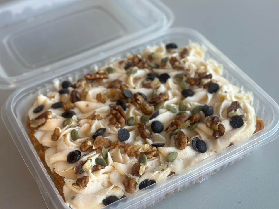 FAM CARROT CAKE MAYORISTA