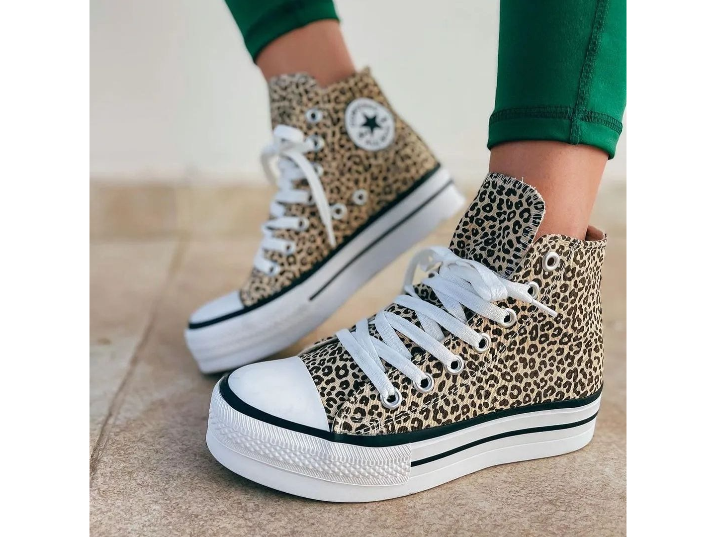 Botita plataforma animal print