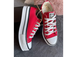 Zapatillas plataforma roja
