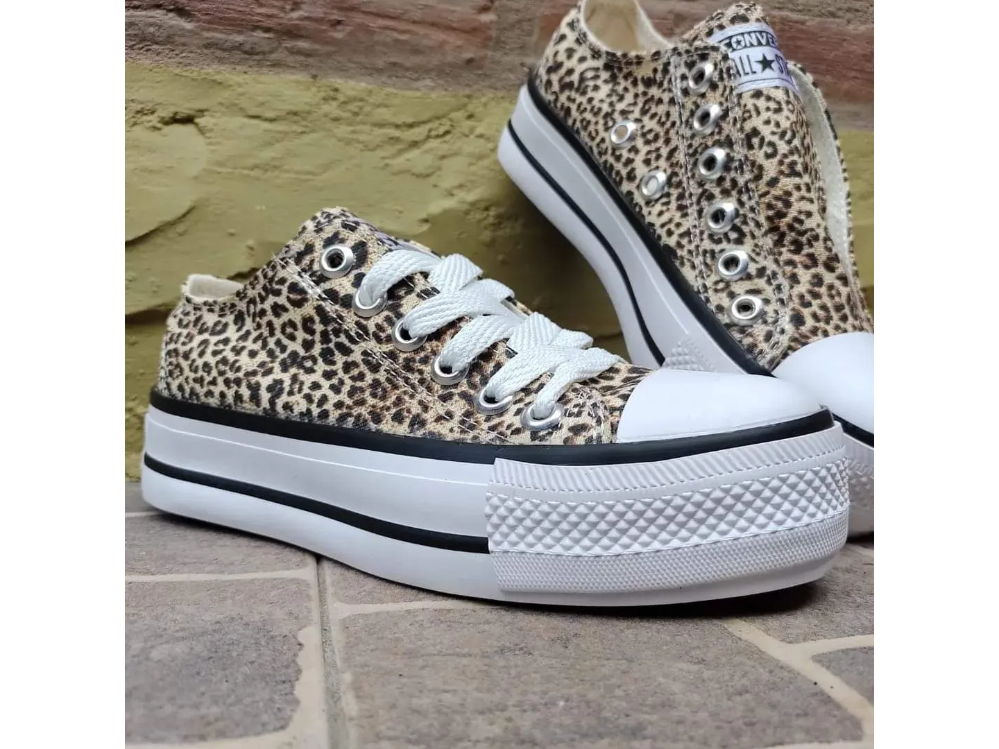 Zapatillas plataforma animal print