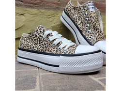 Zapatillas plataforma animal print