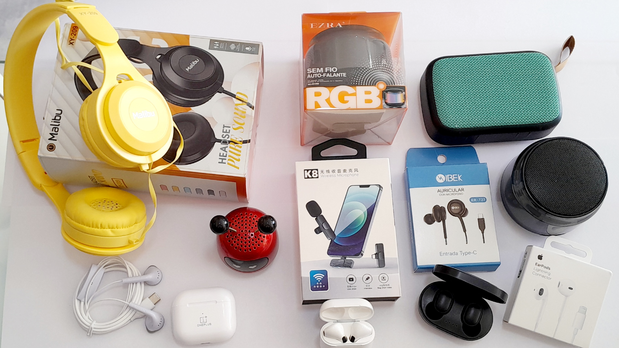 BUENOSVIENTOS Parlantes Auriculares Microfonos