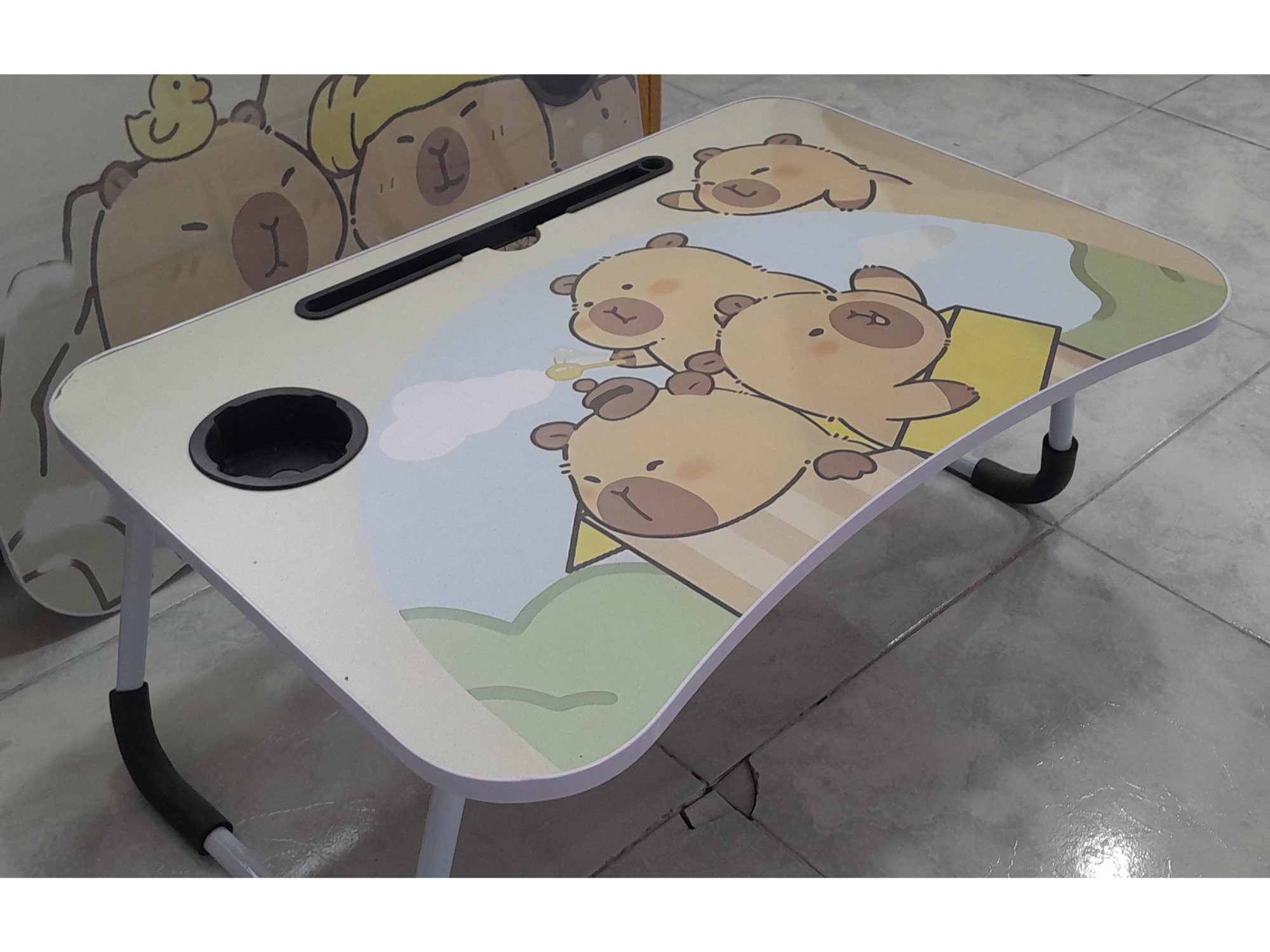 Mesita para Desayuno Merienda Tareas Capibara