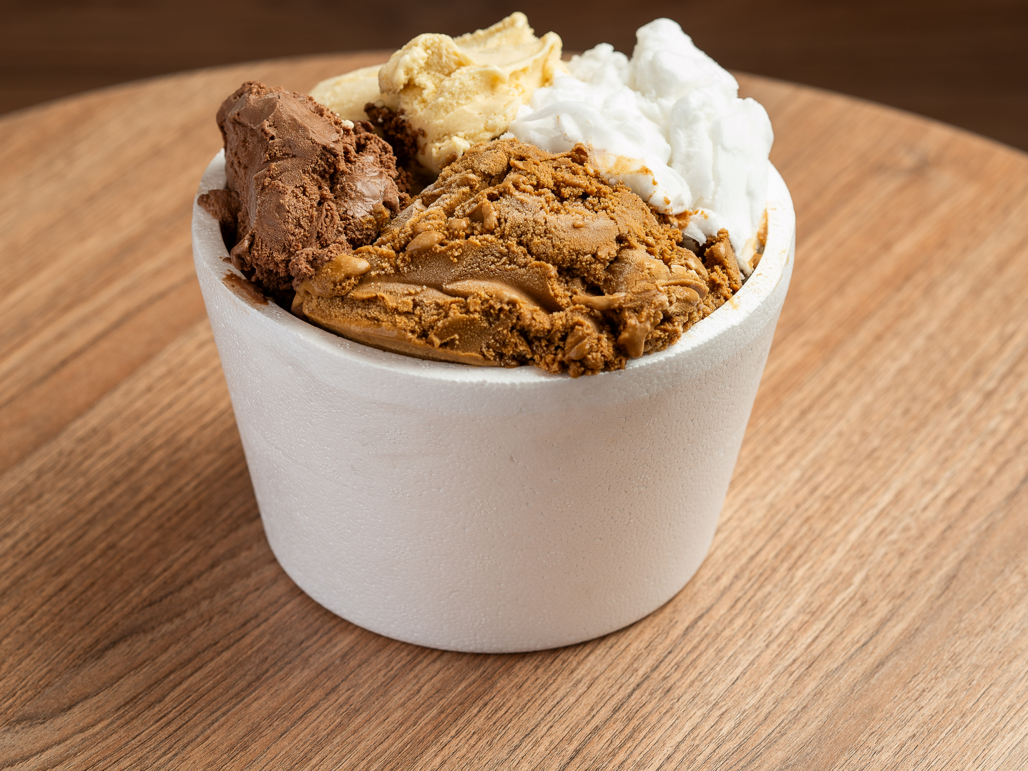 1 kg helado + 4 palitos bombon