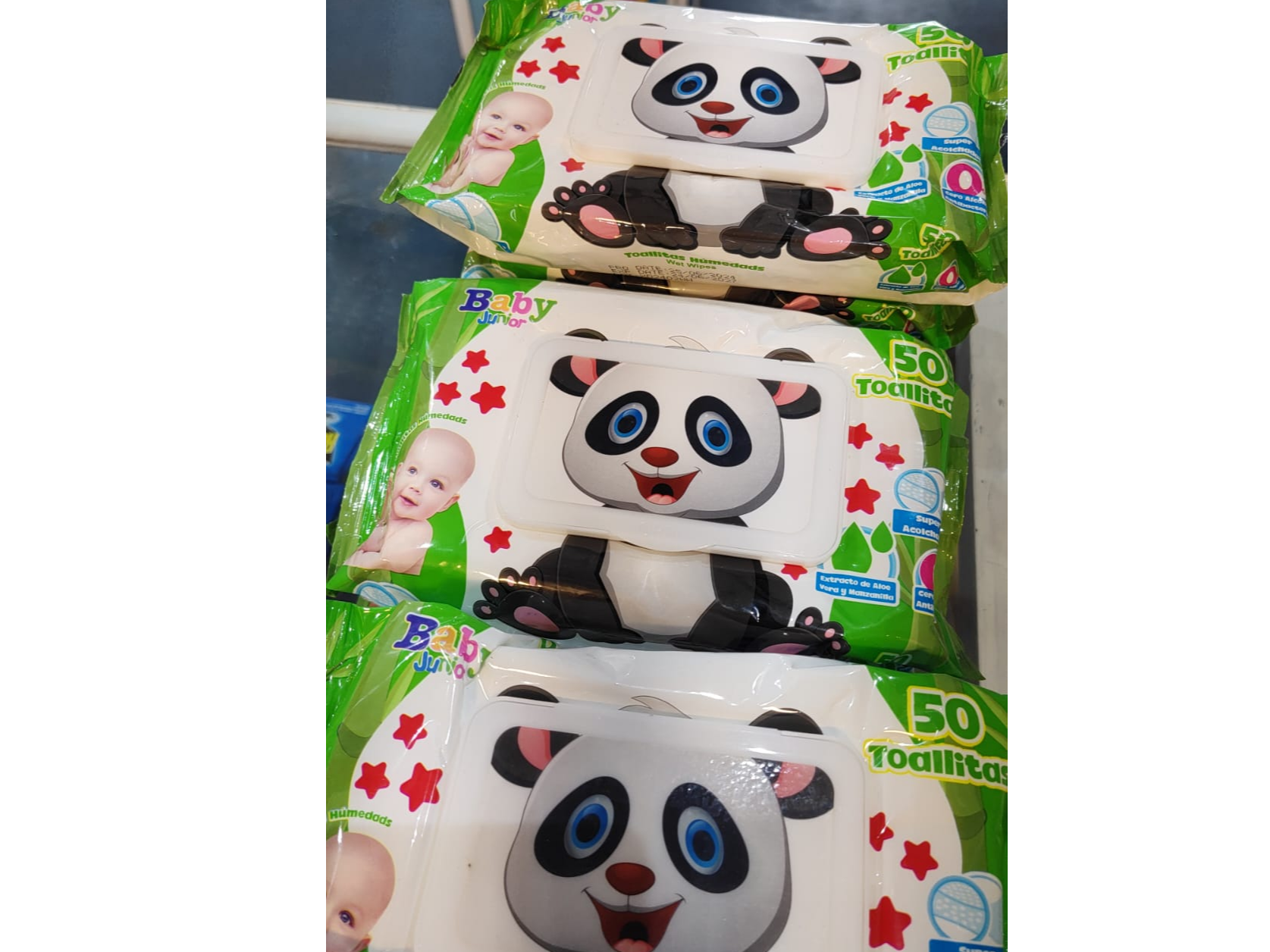 Toalla hum. Panda con tapa 50unid