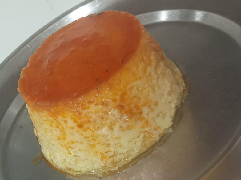 Flan casero con dulce de leche