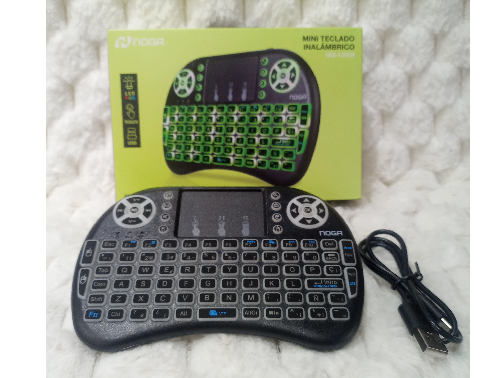 NKB-K2RGB // MINI TECLADO INALÁMBRICO RETROILUMINADO