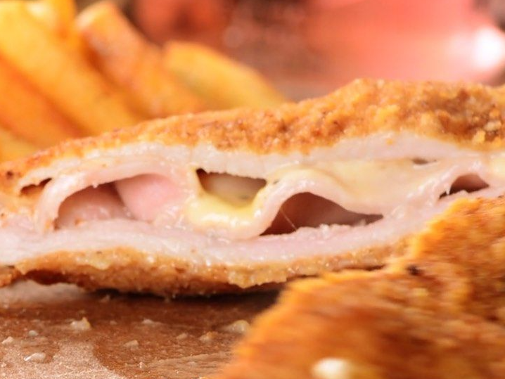 Milanesas de pollo rellenas jyq