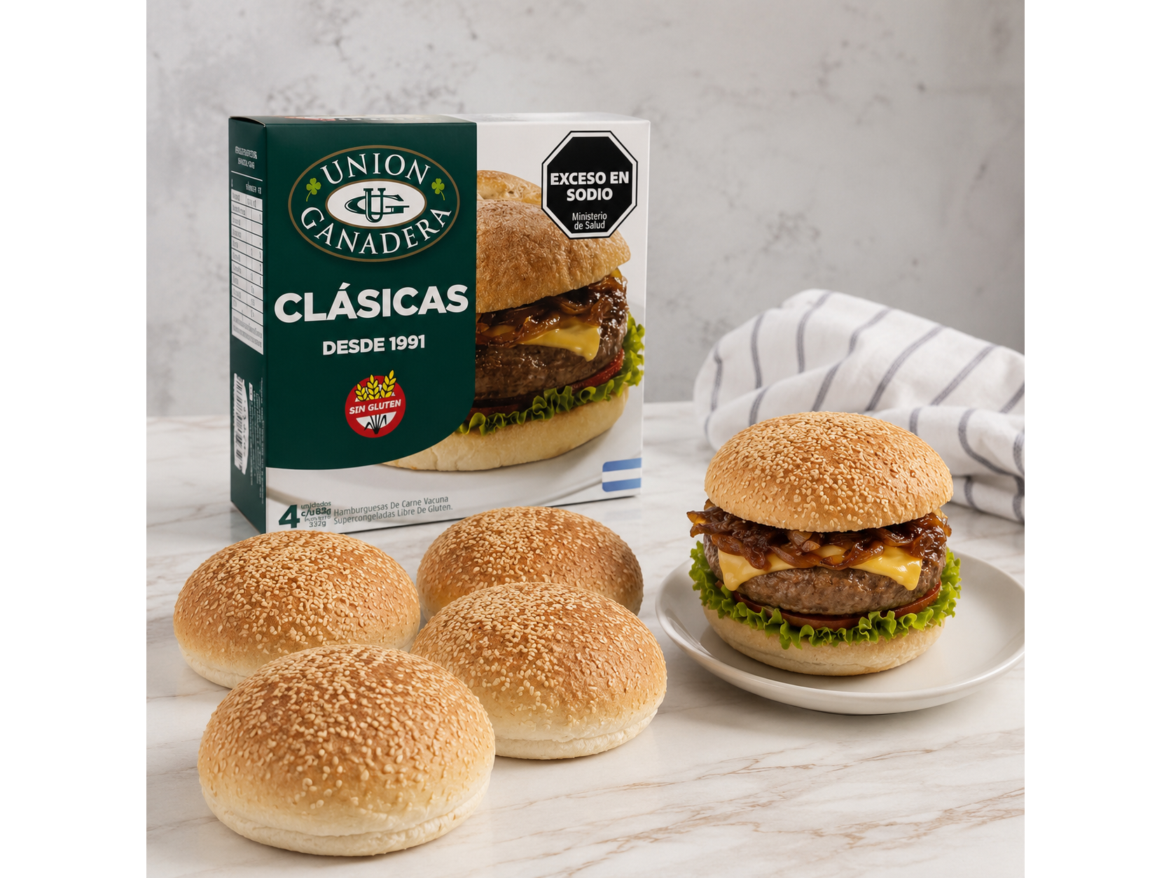 COMBO 4 Hamburguesas UG Clásicas + 4 panes de papa con queso