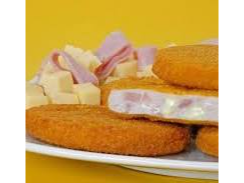 MEDALLONES DE POLLO CON JAMON Y QUESO