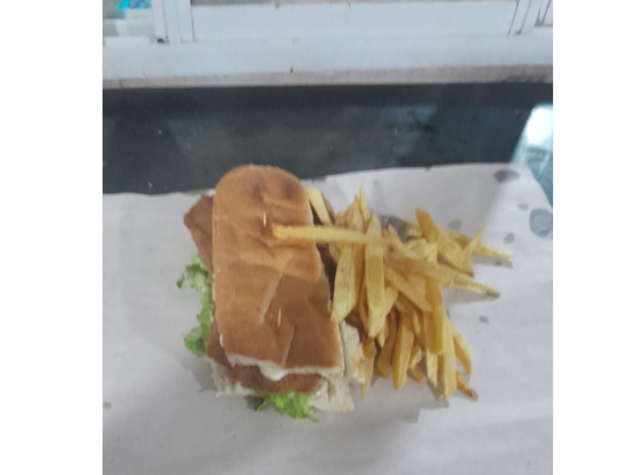 Promo 1 sang. De mila de pollo + una docena de empanadas jyq o pollo