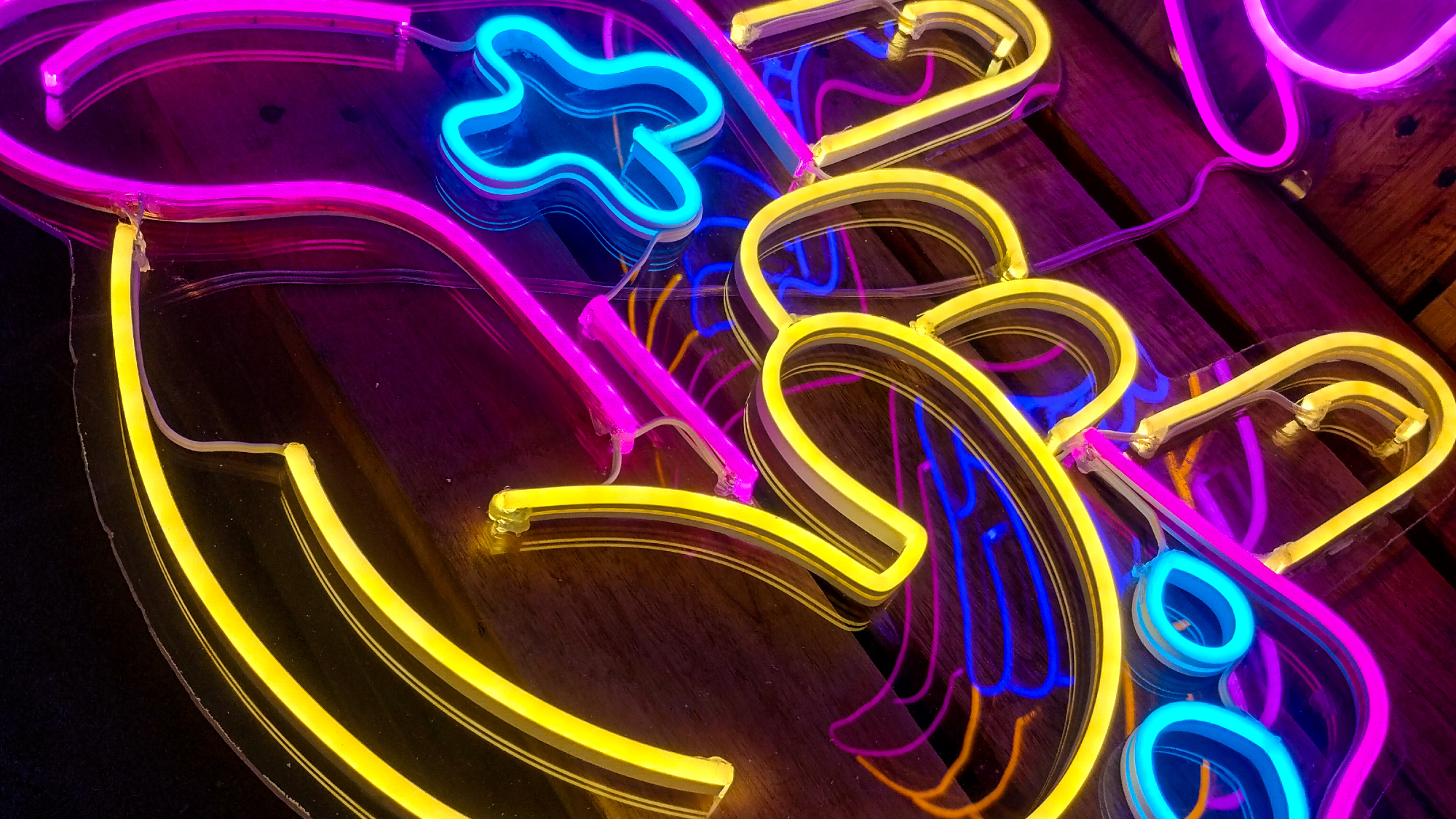 DECORATIVOS NEÓN
