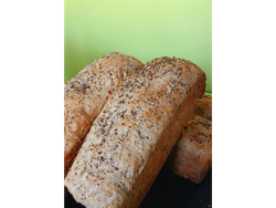 PAN INTEGRAL CON SEMILLAS