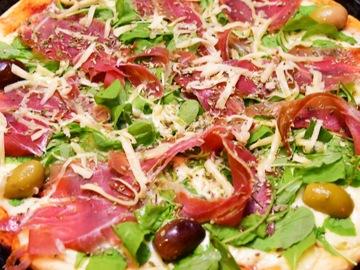 Rúcula y crudo
