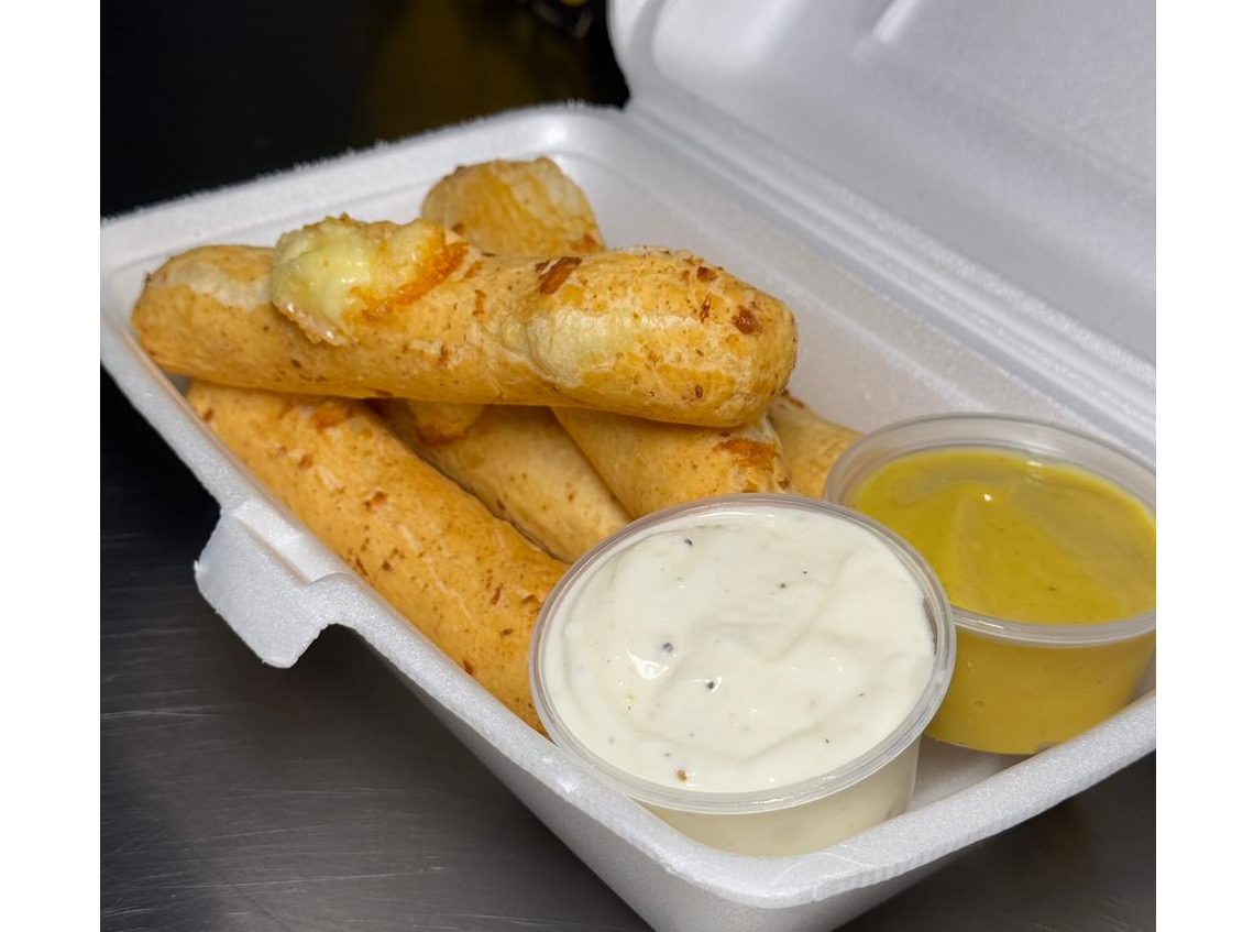 Bastones de chipa con queso